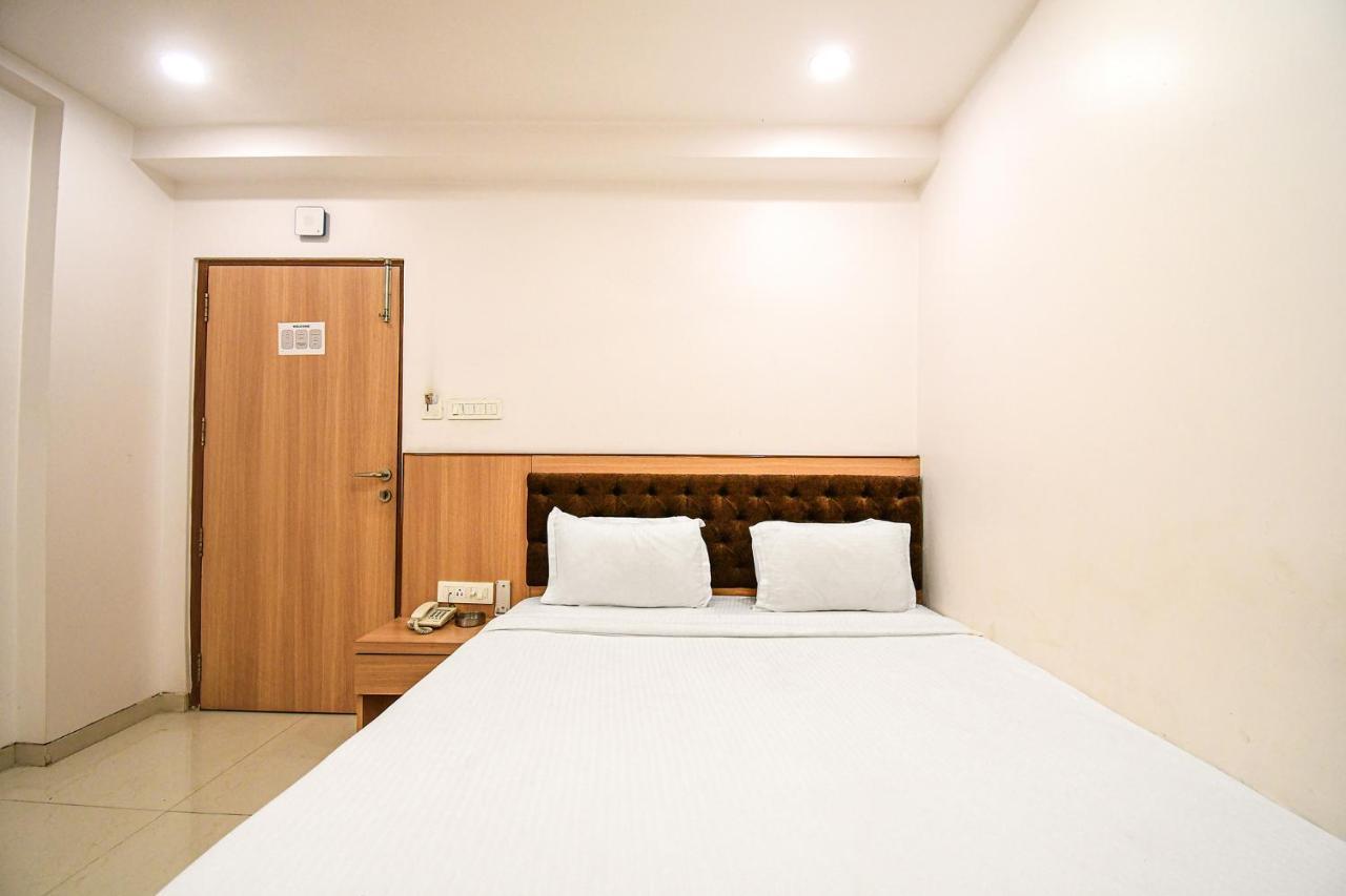 FabHotel Stay Inn International Kalkutta Exterior foto